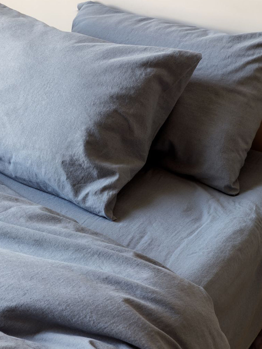 Serene Linen Bedding in Grayish Blue