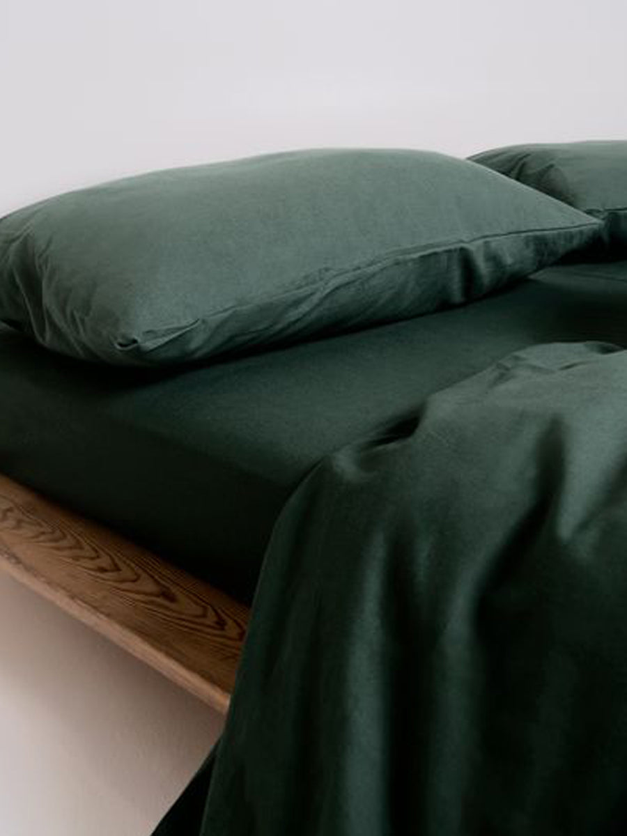 Linen Bedding in Dark Green