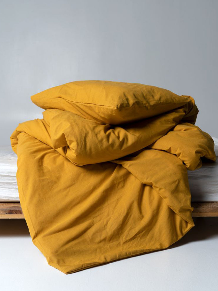 Vibrant Linen Bedding in Strong Orange