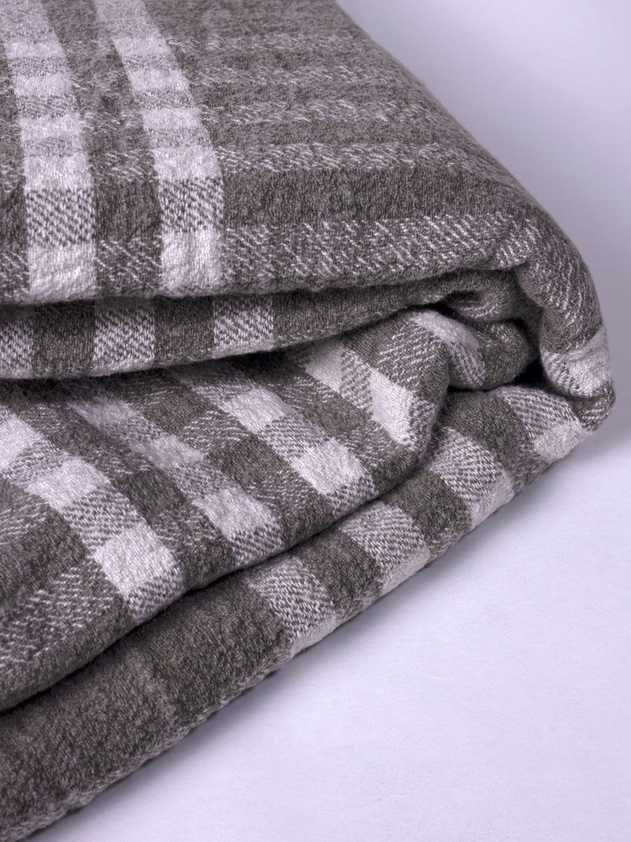 Linen Plaid with Dark Grey Checkered Pattern